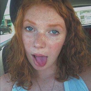 Meet your Posher, Abby